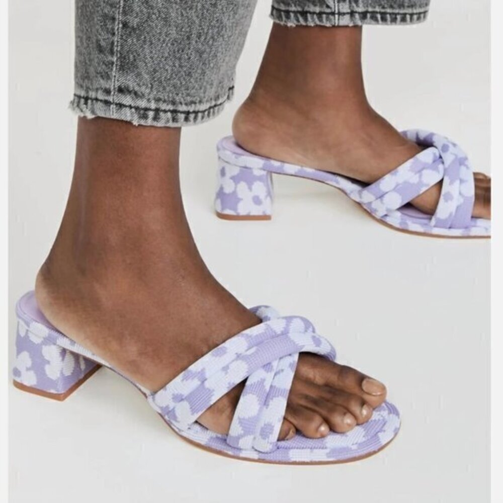 Larroude Laguna Floral knit Sandal in Lilac Purple Size 10